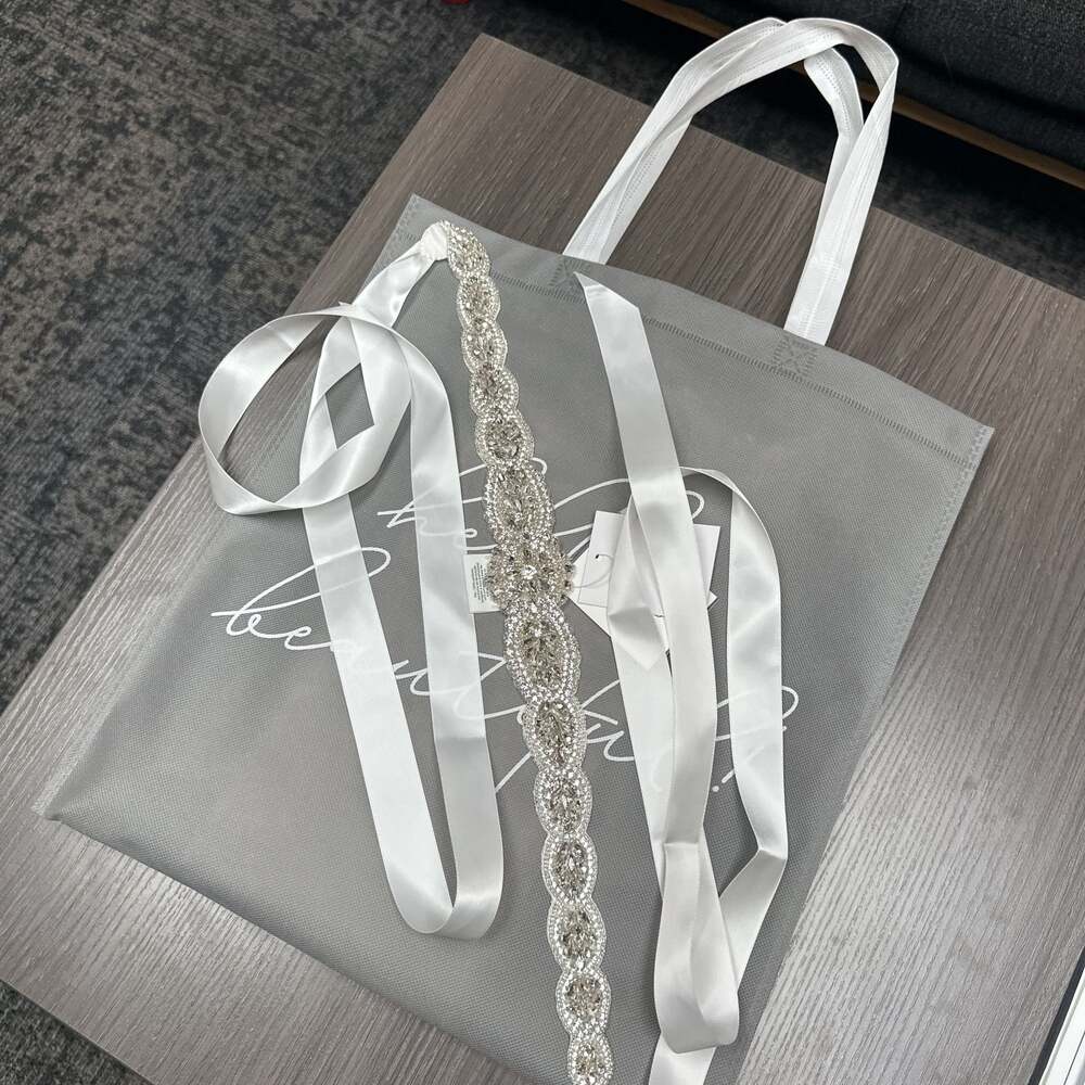 Bridal Graduated Scallops Beaded Satin Sash - Picture 3 of 3